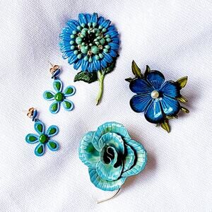 Vintage Blue Enamel Flower Brooch Lot Dimensional Poppy Daisy Earrings MCM Pop